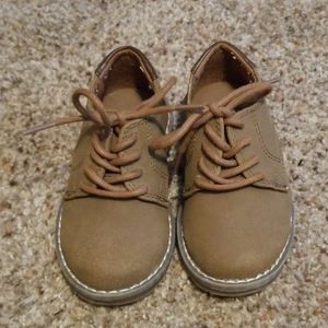 Children Place lace up casual shoe